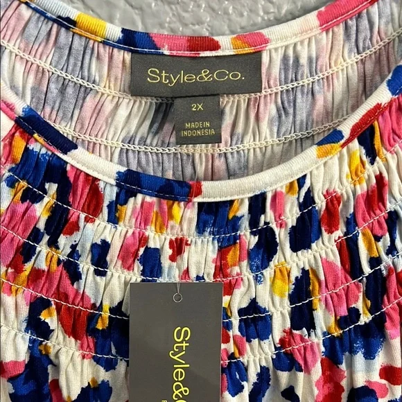 Style & Co Red, Pink, Blue Ruched Cap Sleeve Blouse size 2X NWT - Picture 2 of 7